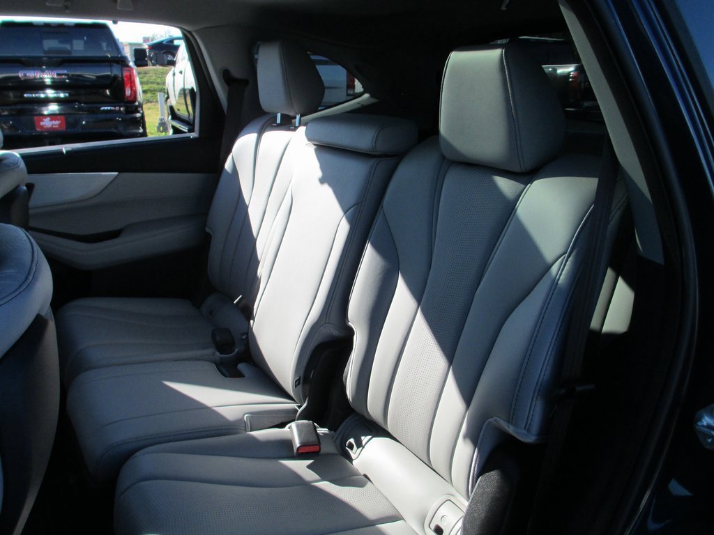 Used 2025 Acura MDX w/ Technology Package image 19