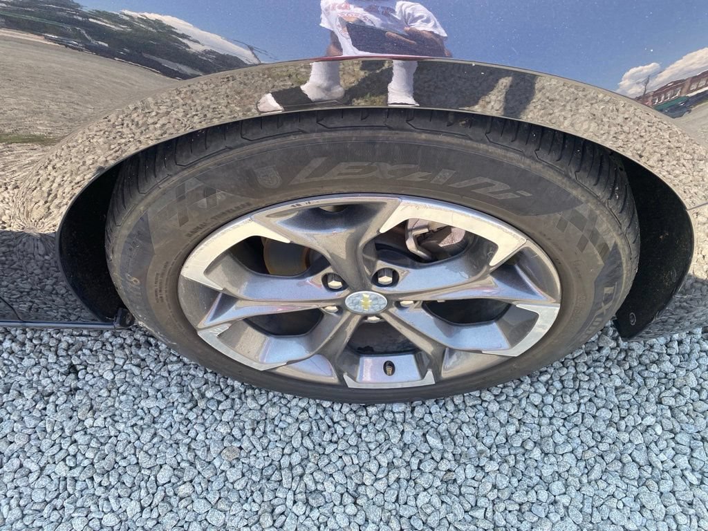 Used 2022 Chevrolet Malibu LT FWD image 22