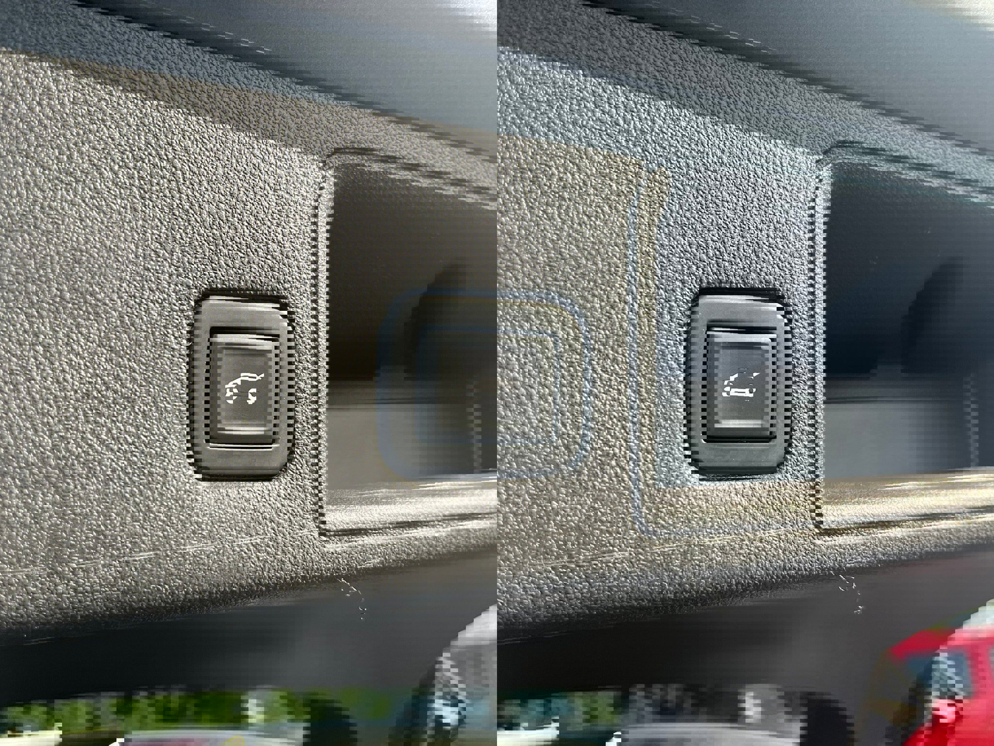 Used 2021 GMC Terrain SLE w/ Driver Convenience Package image 23