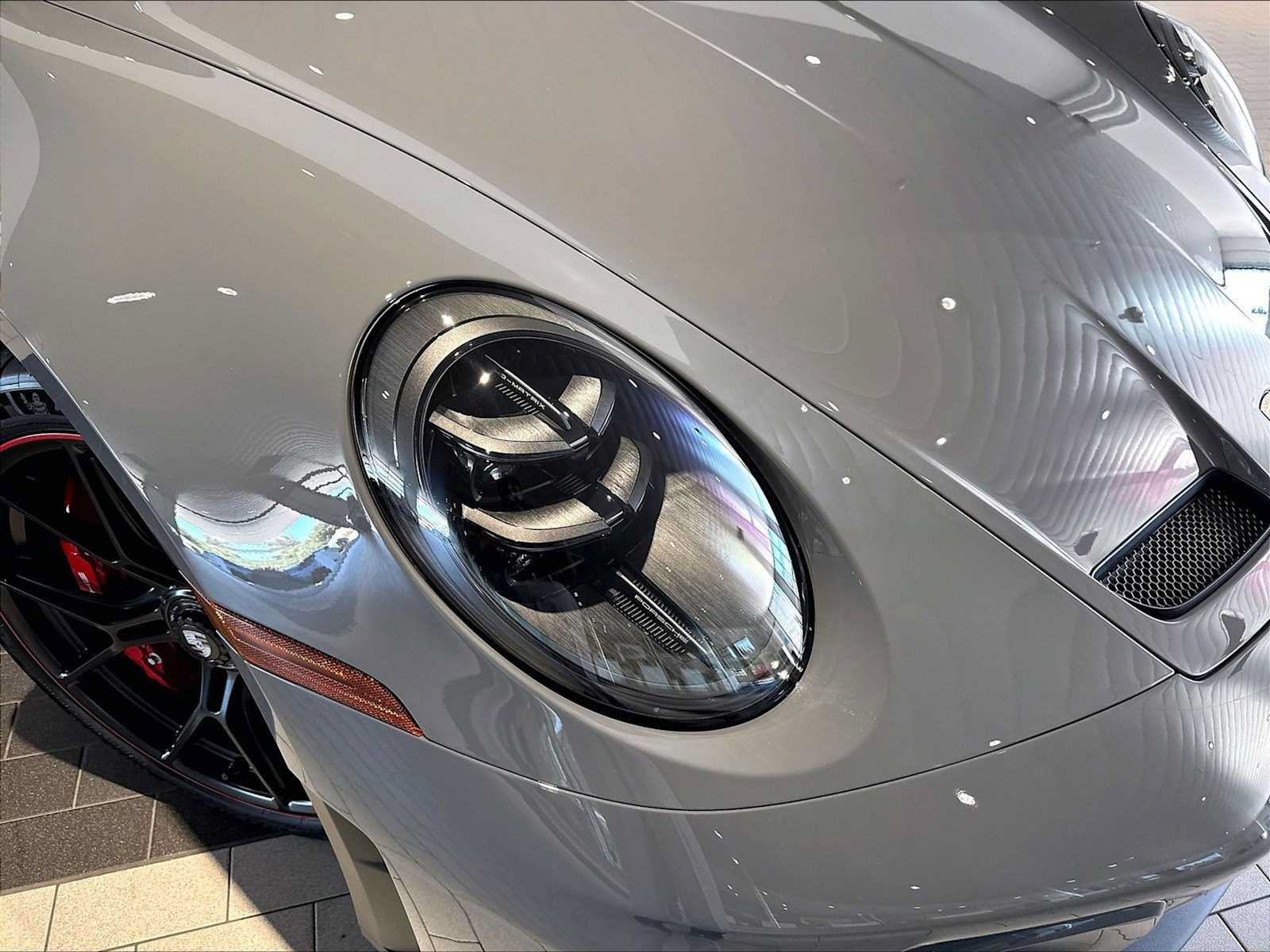 New 2026 Porsche 911 GT3 RWD image 12