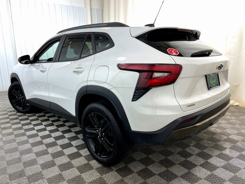 Certified 2024 Chevrolet Trax ACTIV image 14