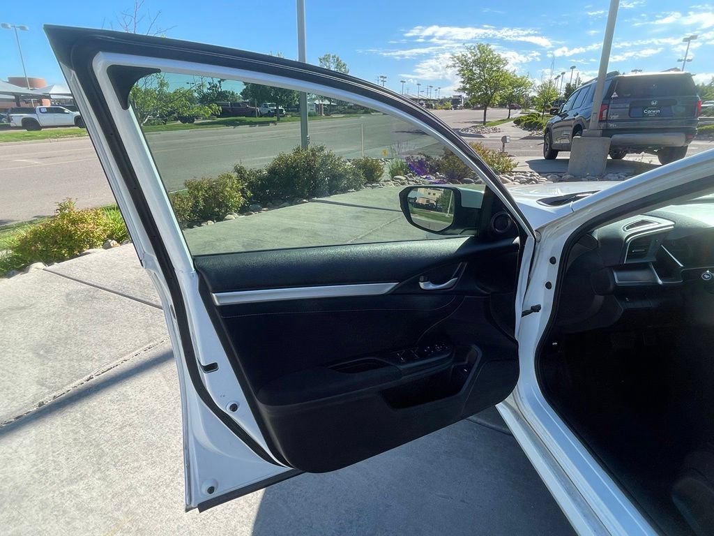 Used 2018 Honda Civic EX-T image 9