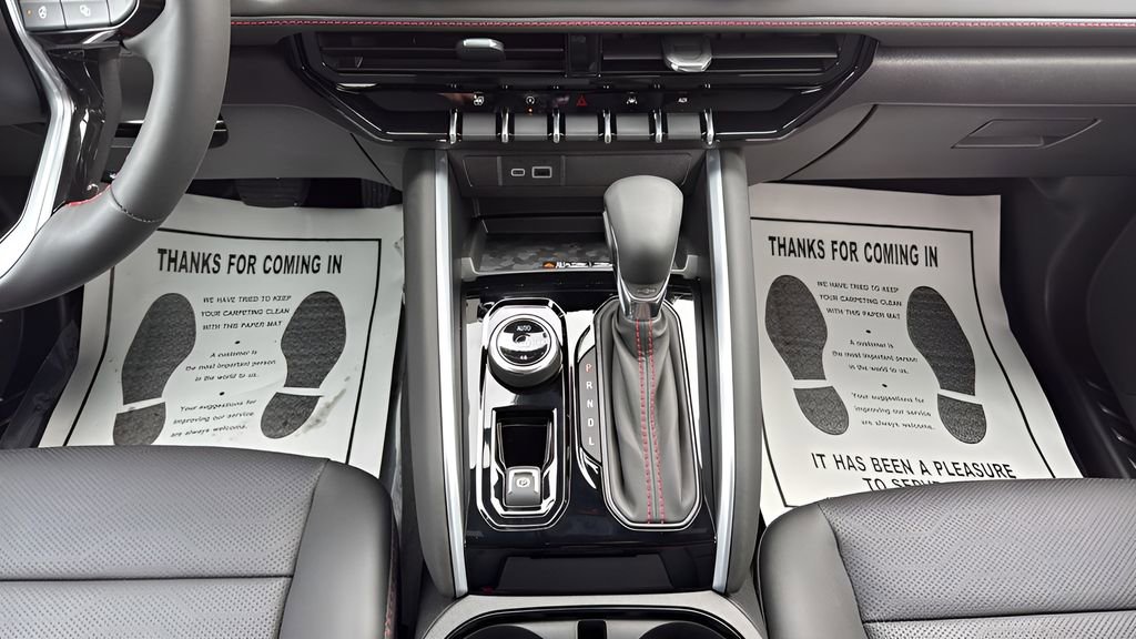 New 2026 Chevrolet Colorado Z71 w/ Technology Package image 18