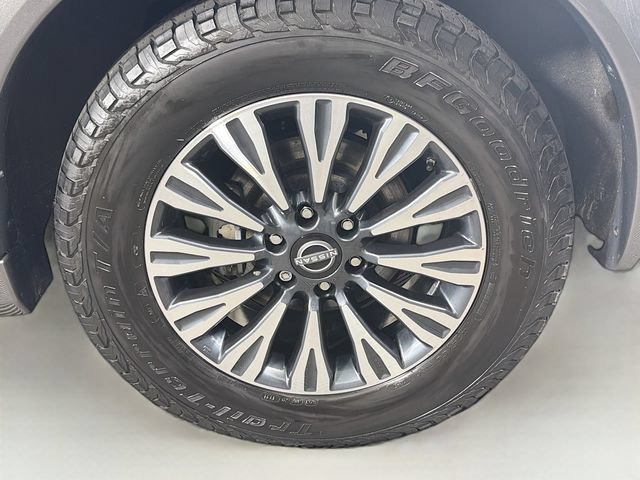 Certified 2023 Nissan Armada SL w/ Midnight Edition Package AWD/4WD image 39