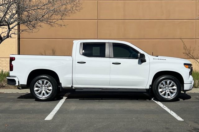 Used 2024 Chevrolet Silverado 1500 Custom w/ LPO, Dark Essentials Package image 3