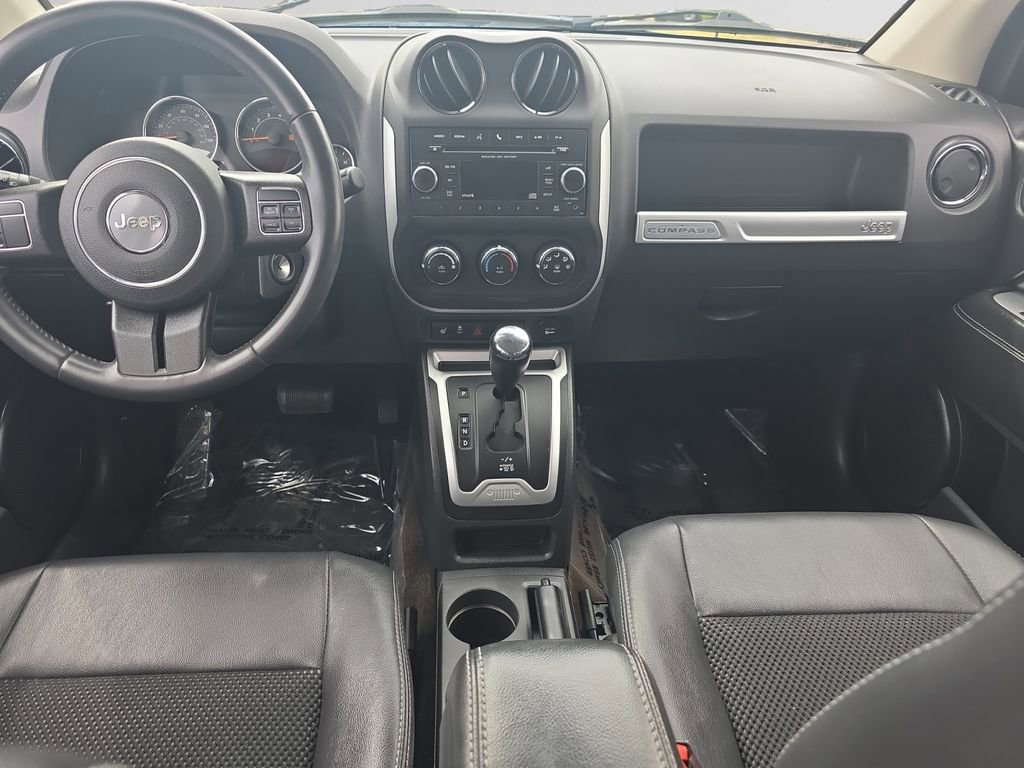 Used 2014 Jeep Compass Latitude image 11