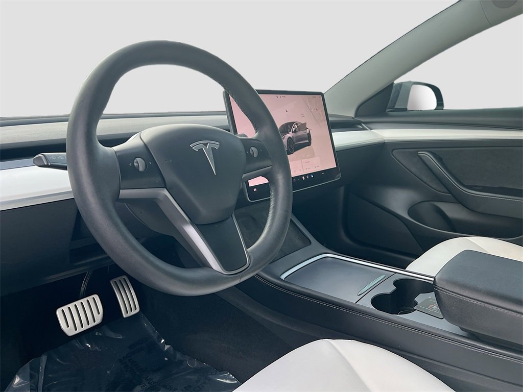 Used 2022 Tesla Model 3 Performance image 9