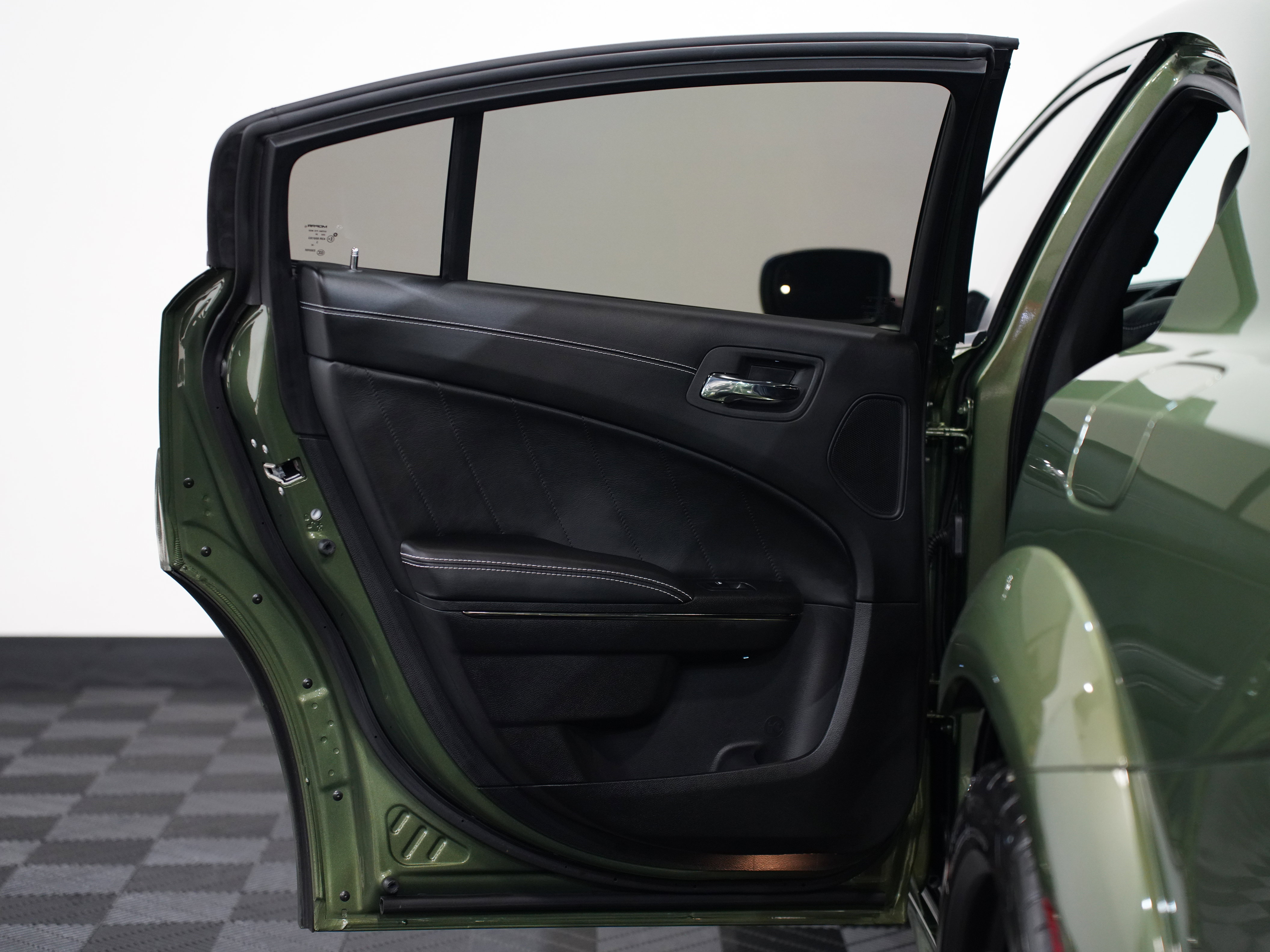 Used 2021 Dodge Charger SRT Hellcat image 28