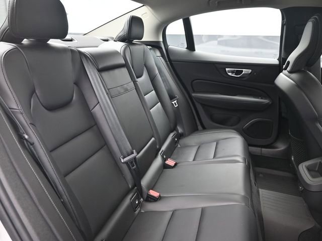 Used 2025 Volvo S60 B5 Core image 29