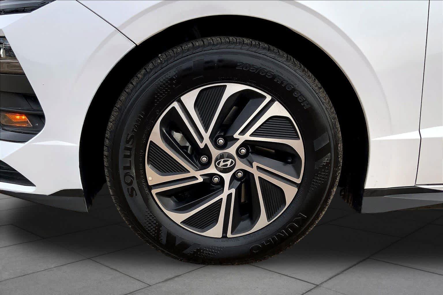 Used 2026 Hyundai Sonata Blue FWD image 11