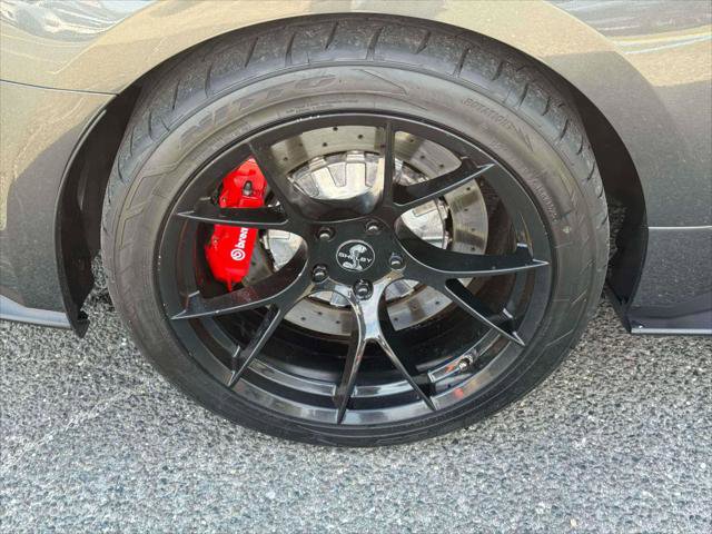 Used 2017 Ford Mustang Shelby GT350 w/ Electronics Package RWD image 10