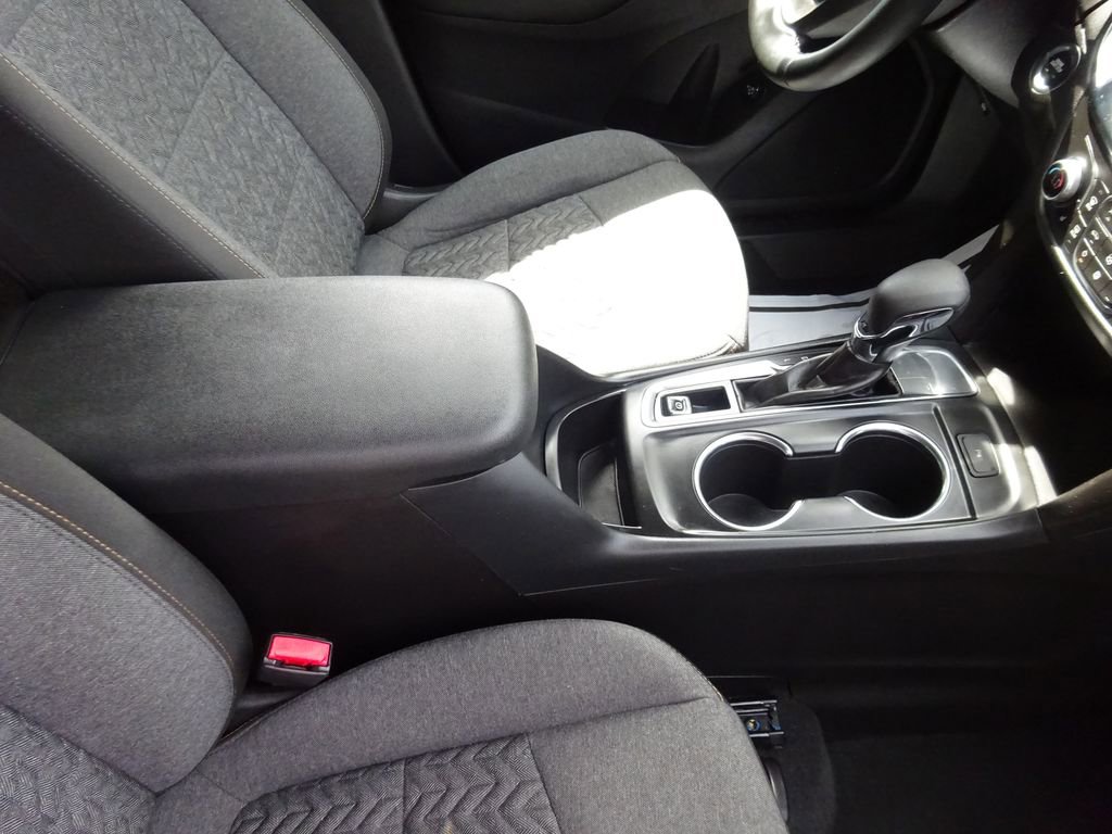 Certified 2024 Chevrolet Equinox LT image 19