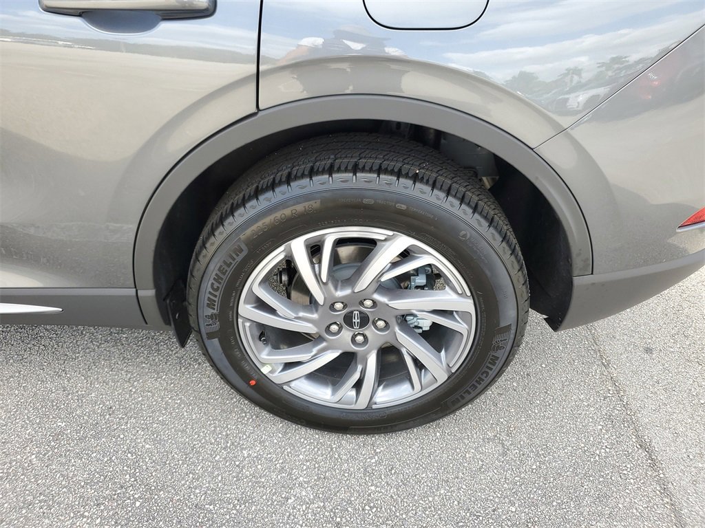 New 2026 Lincoln Corsair Premiere image 8