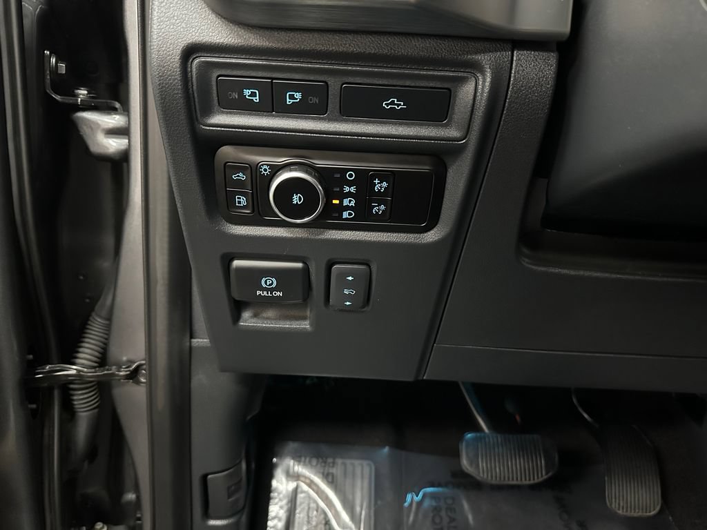 Used 2023 Ford F150 Lariat w/ Equipment Group 502A High AWD/4WD image 37