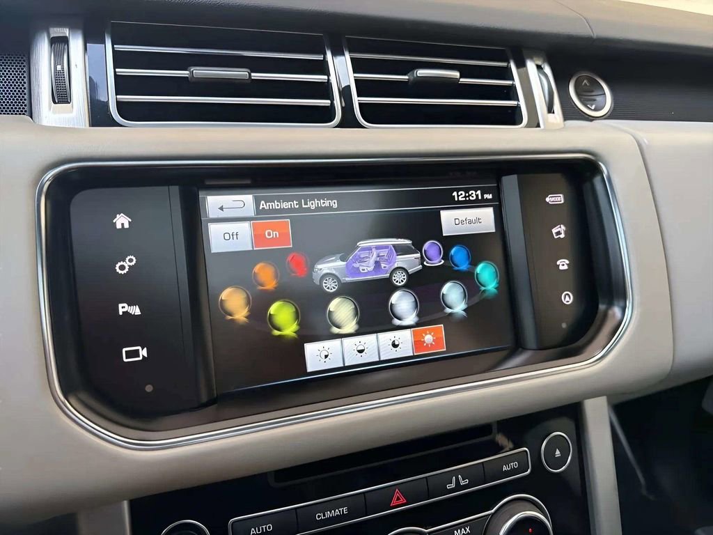 Used 2016 Land Rover Range Rover HSE image 20