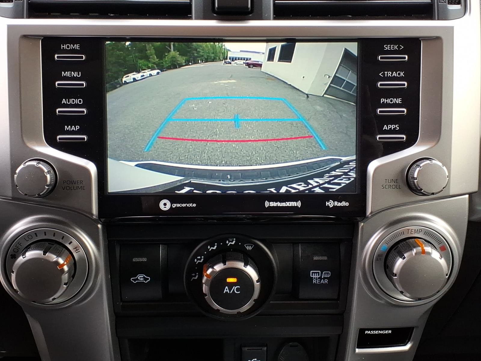 Used 2020 Toyota 4Runner SR5 Premium w/ Moonroof Package AWD/4WD image 13