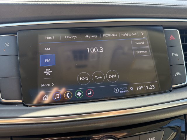 Used 2023 Buick Enclave Essence w/ Experience Buick Package FWD image 19