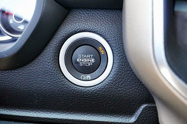 Used 2021 RAM 1500 Laramie AWD/4WD image 47