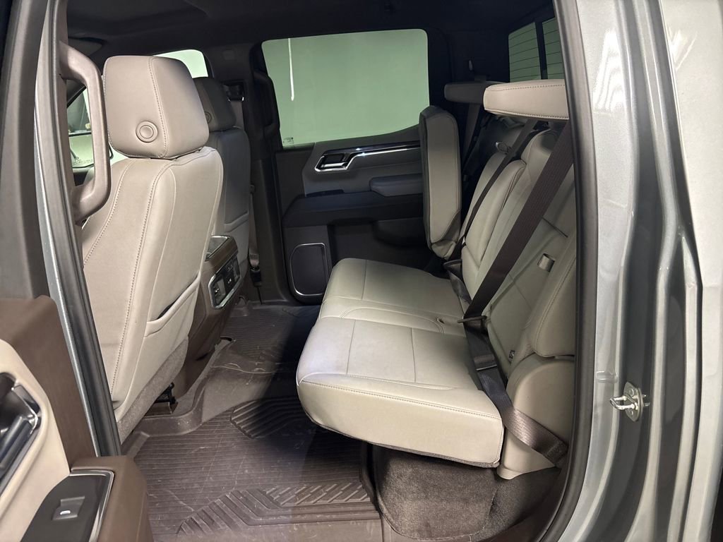 Certified 2024 Chevrolet Silverado 1500 LTZ image 33