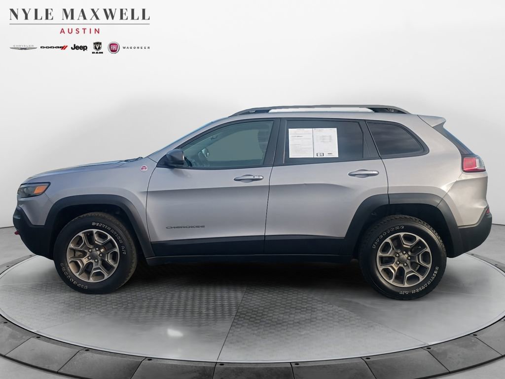 Used 2020 Jeep Cherokee Trailhawk image 13