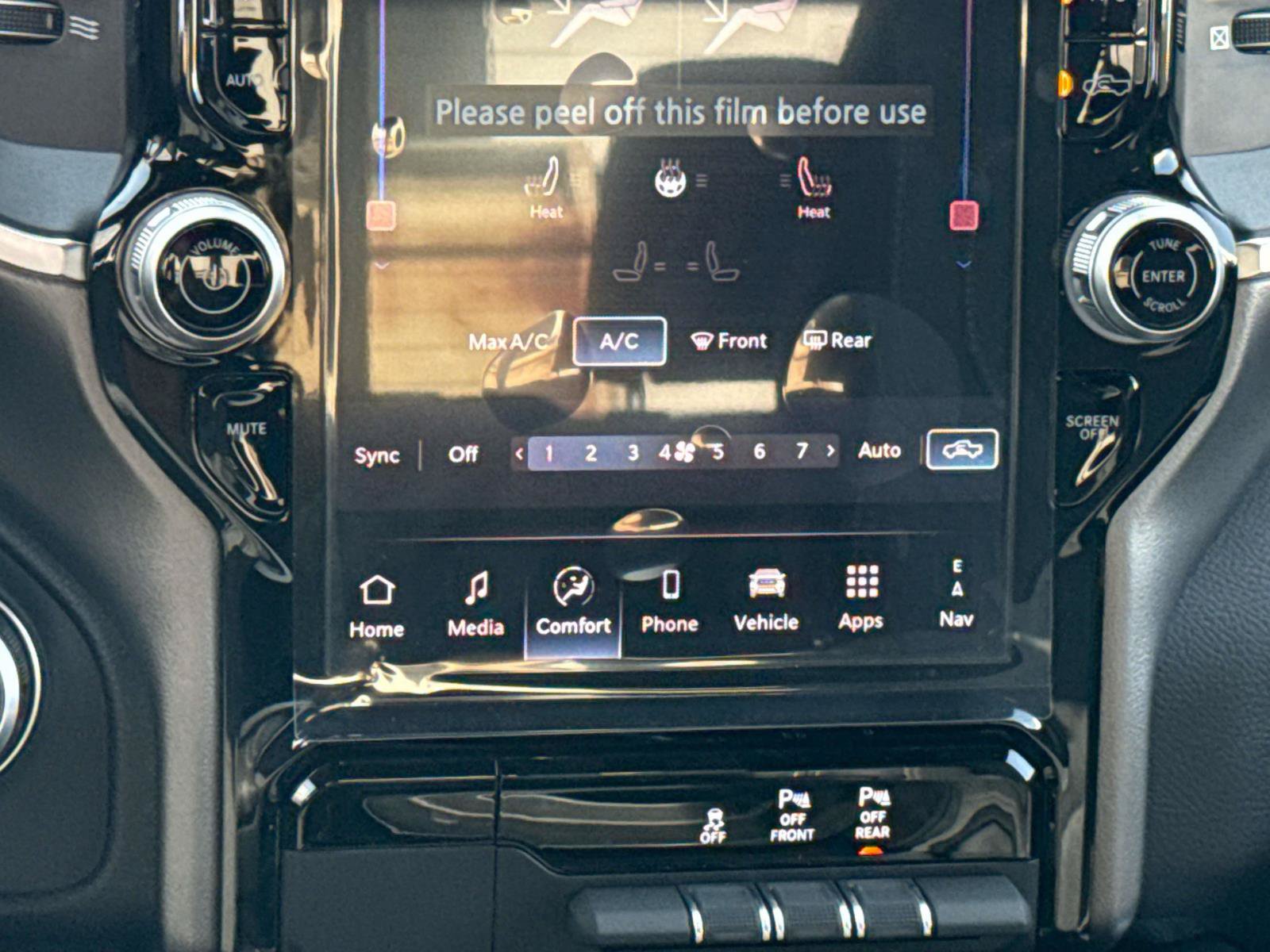 New 2026 RAM 1500 Big Horn AWD/4WD image 16