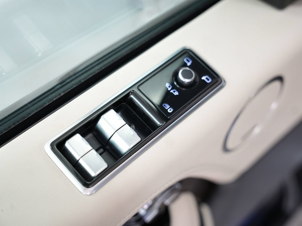Used 2021 Land Rover Range Rover P525 Westminster Edition LWB AWD/4WD image 56