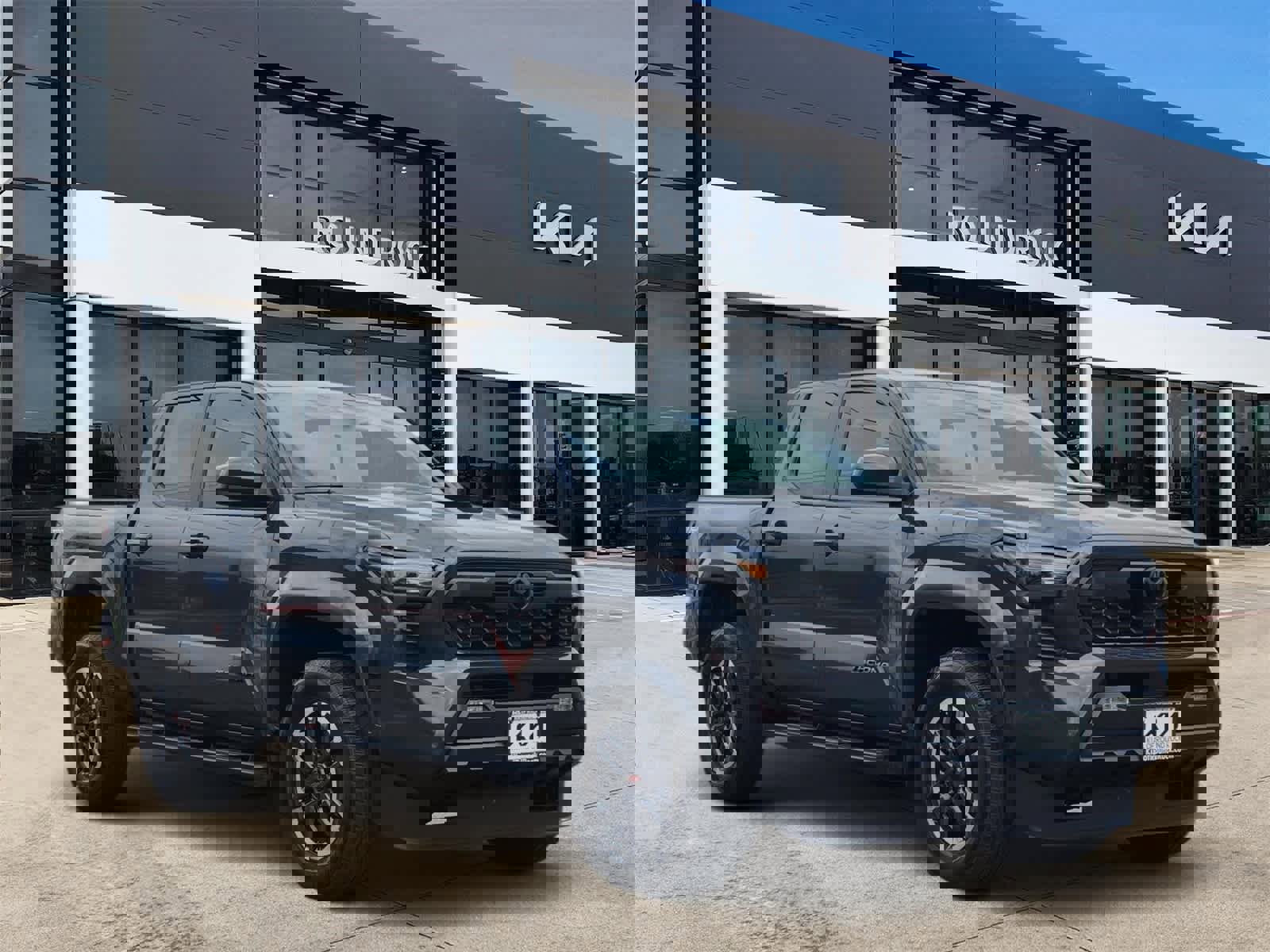 Used 2024 Toyota Tacoma TRD Sport image 3