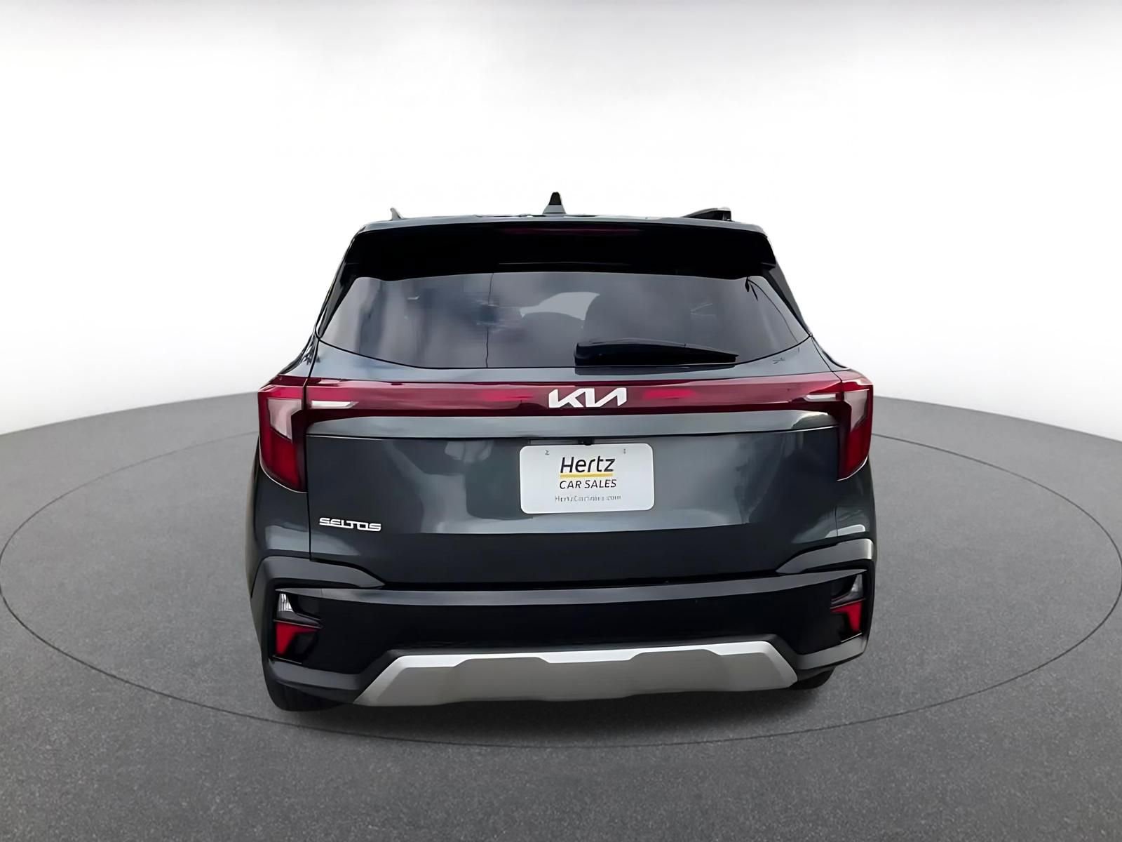 Used 2025 Kia Seltos S image 12