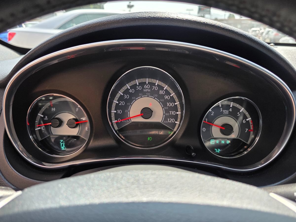 Used 2012 Chrysler 200 Limited FWD image 29