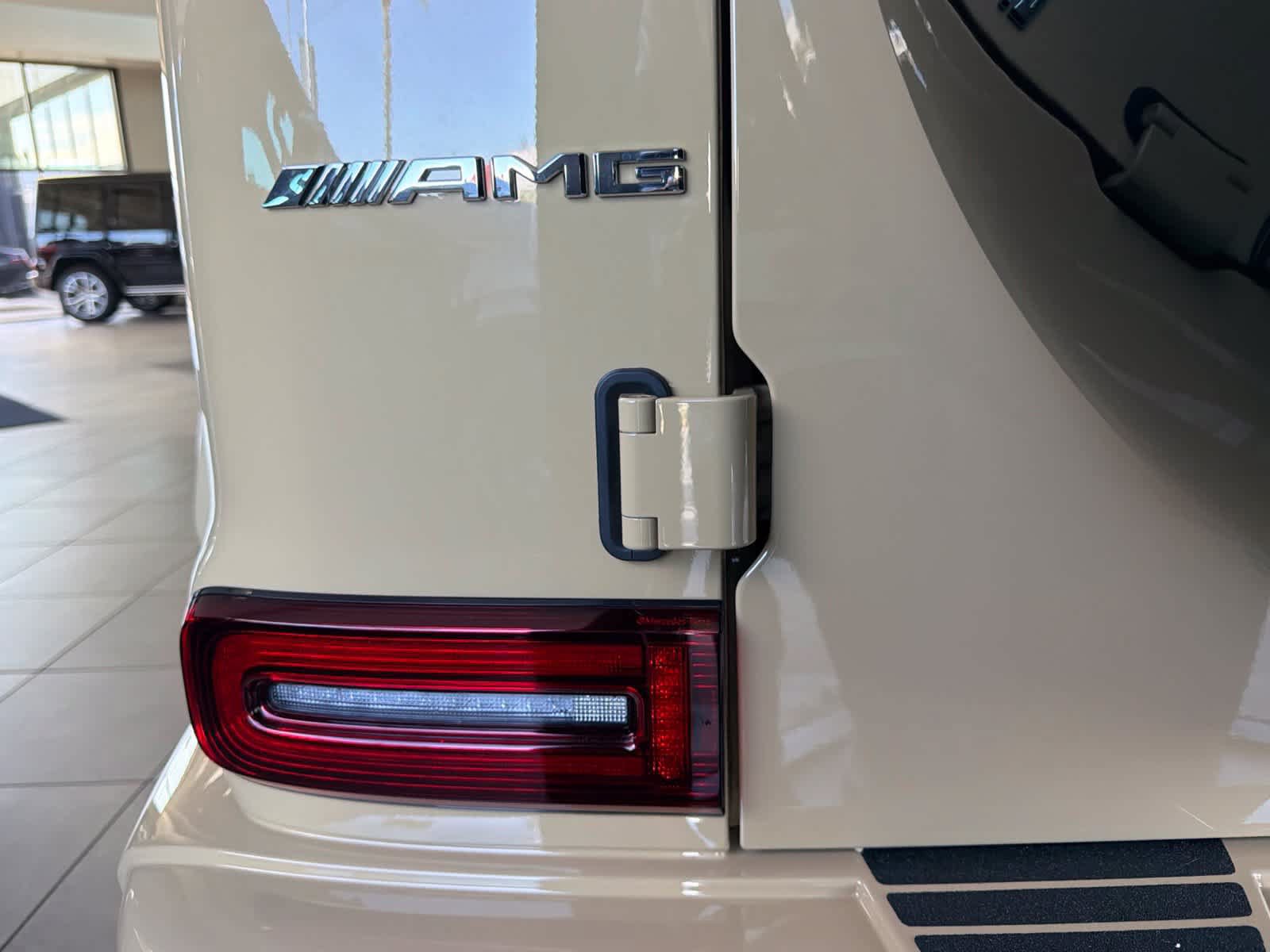 New 2027 Mercedes-Benz G 63 AMG 4MATIC image 25