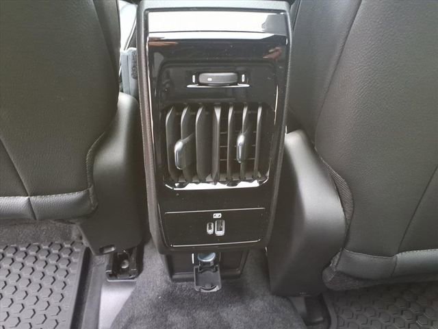 New 2025 Jeep Compass Latitude w/ Sun & Sound Group image 9