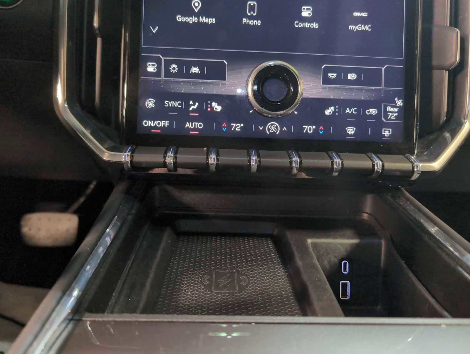 Used 2025 GMC Acadia Elevation image 18