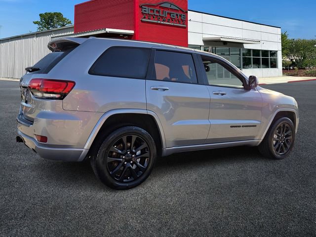 Used 2018 Jeep Grand Cherokee Altitude image 5