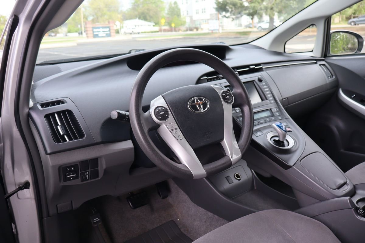 Used 2010 Toyota Prius Three FWD image 15