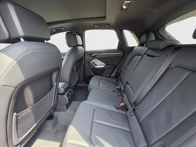 New 2025 Audi Q3 2.0T Premium w/ Convenience Package AWD/4WD image 17