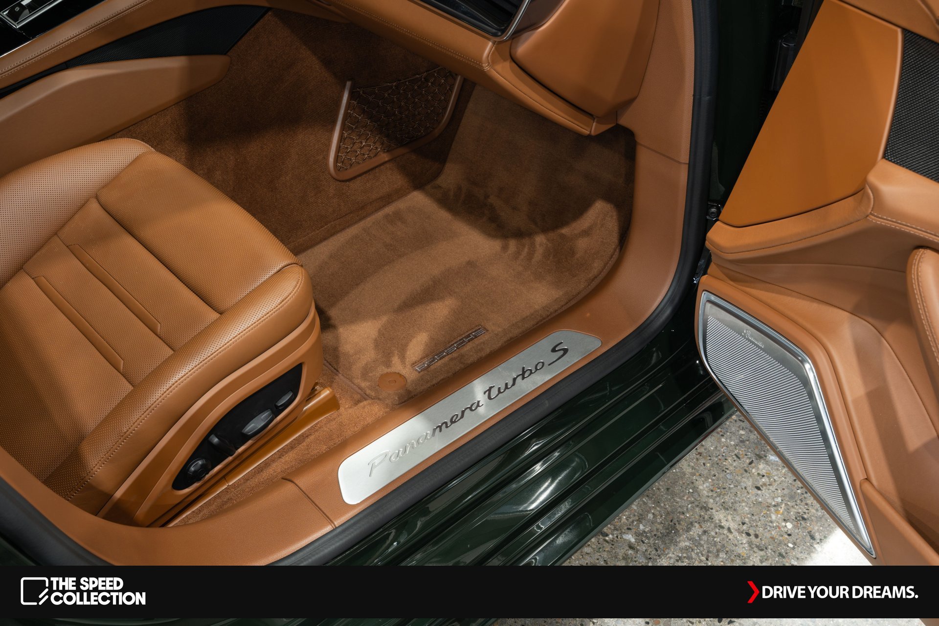 Used 2022 Porsche Panamera Turbo S image 25