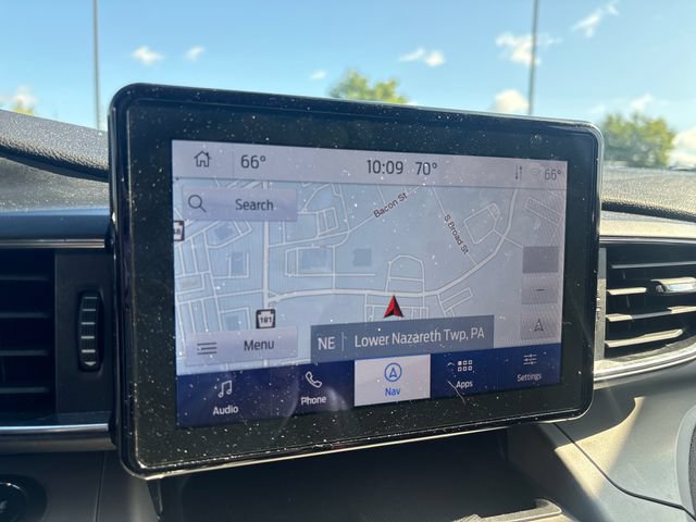 Used 2023 Ford Explorer XLT w/ Equipment Group 202A AWD/4WD image 25
