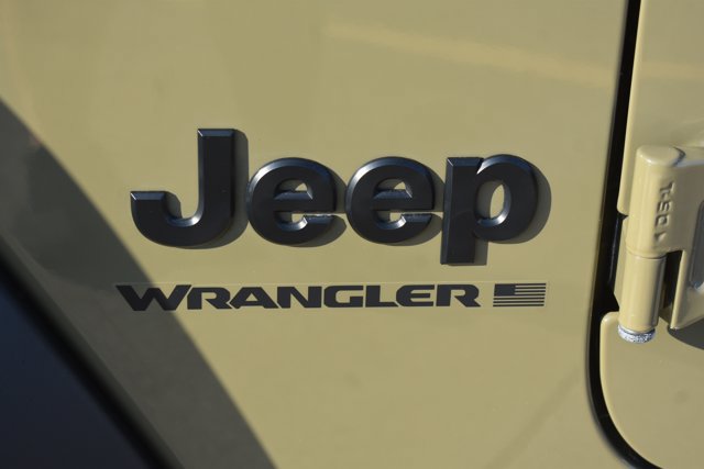 Used 2025 Jeep Wrangler Sport AWD/4WD image 10