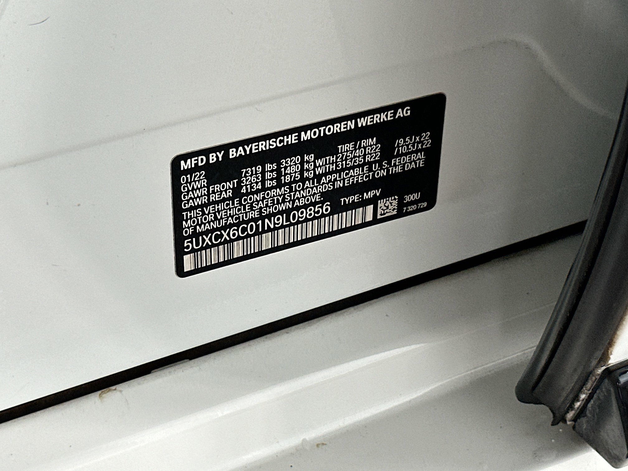 Certified 2022 BMW X7 M50i image 37