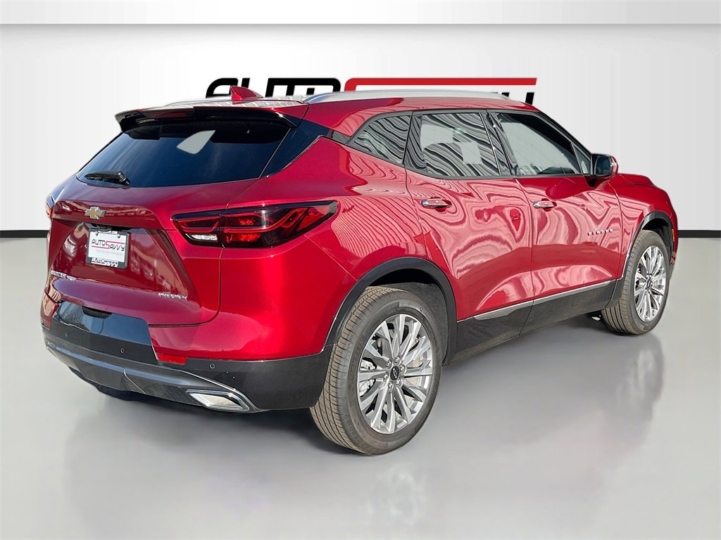 Used 2024 Chevrolet Blazer Premier w/ Driver Confidence II Package image 7