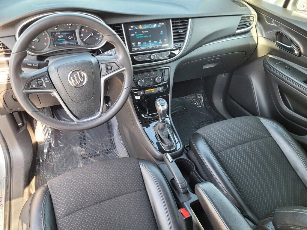Used 2020 Buick Encore Preferred image 16