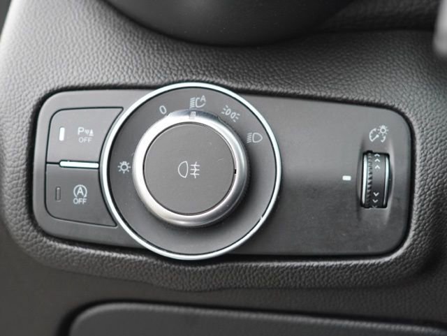 Used 2023 Alfa Romeo Giulia Sprint image 17