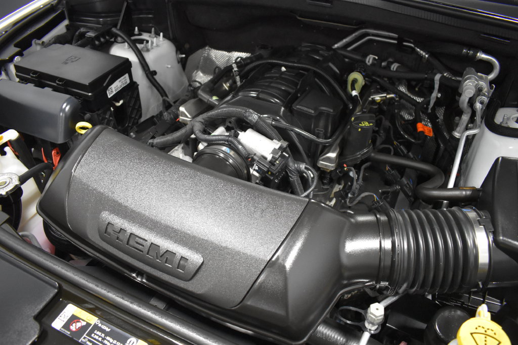 Used 2025 Dodge Durango R/T AWD/4WD image 48