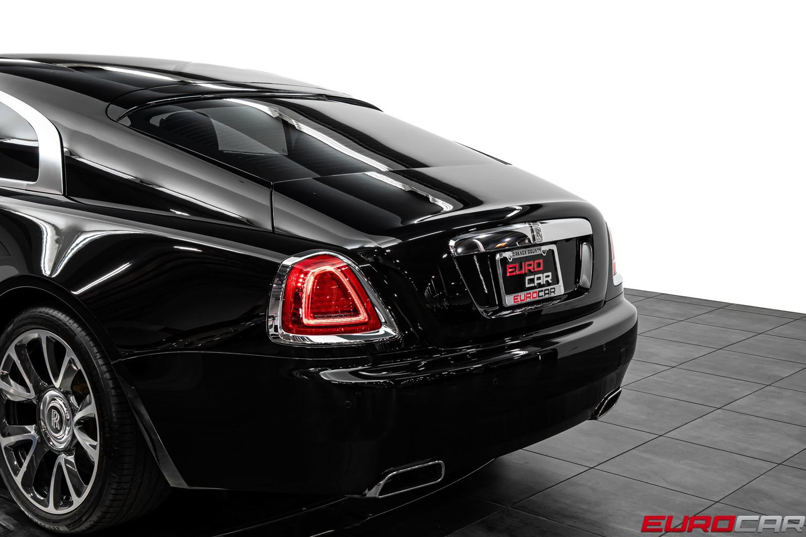 Used 2019 Rolls-Royce Wraith RWD image 16
