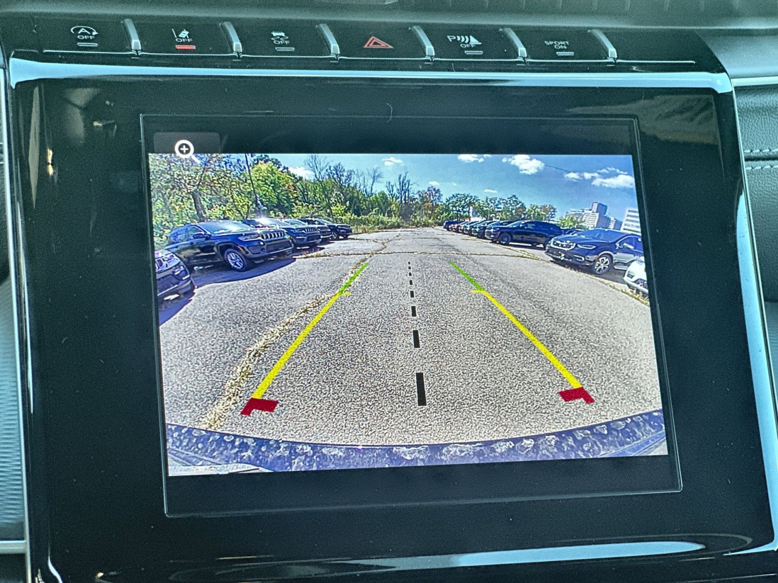 New 2025 Jeep Grand Cherokee Laredo X w/ Luxury Tech Group I image 19