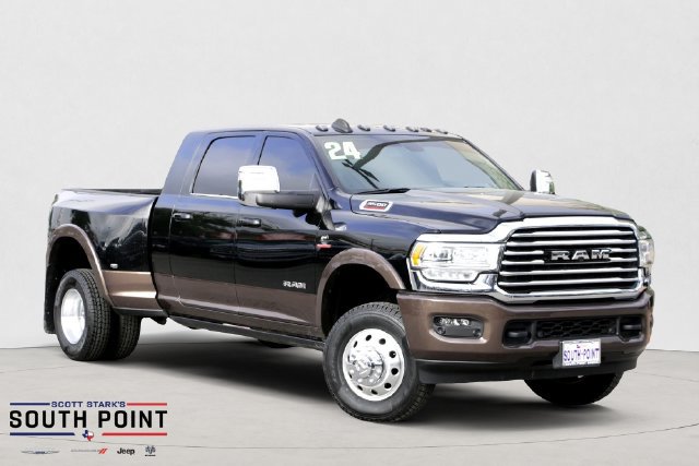Used 2024 RAM 3500 Limited w/ Towing Technology Group AWD/4WD image 1