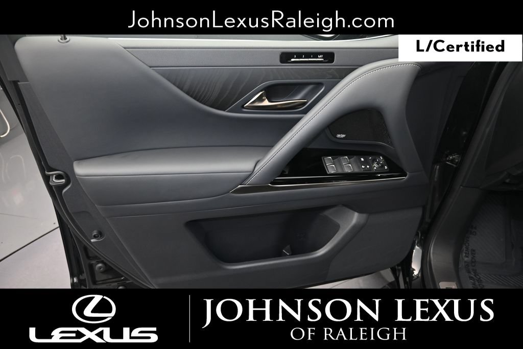 Certified 2025 Lexus LX 600 4WD w/ Accessory Package (2T) image 11
