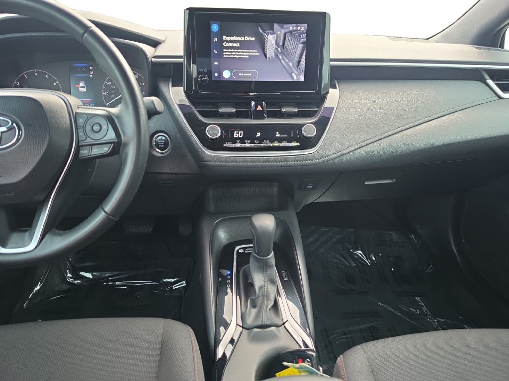 Used 2025 Toyota Corolla SE FWD image 12
