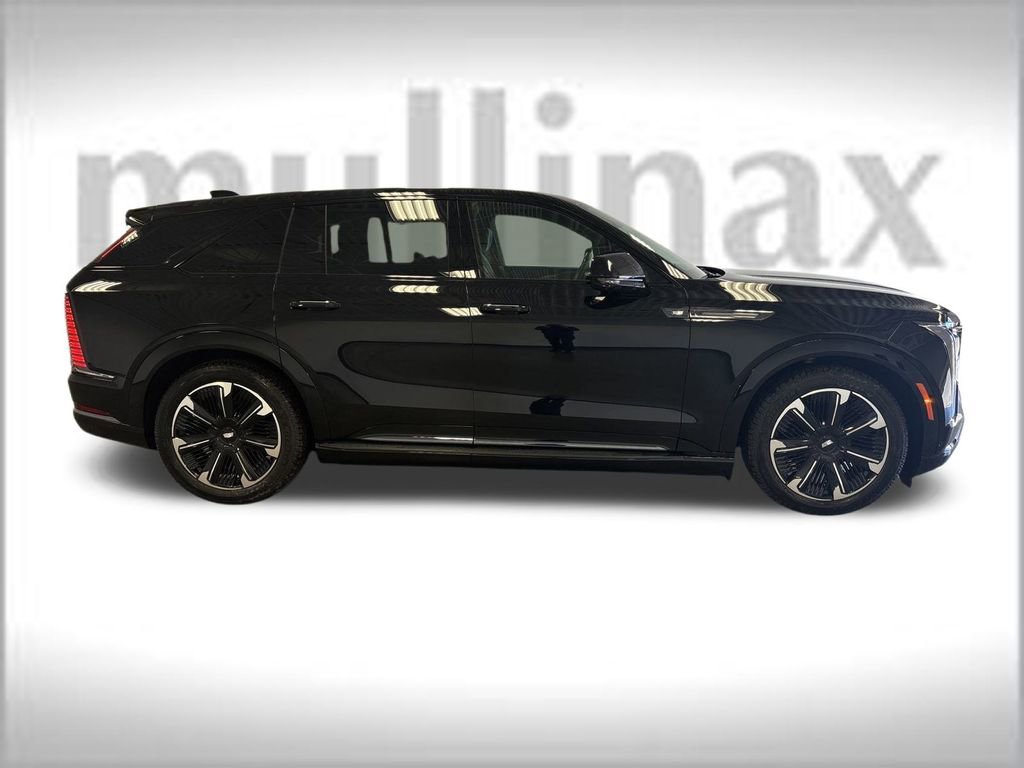 New 2025 Cadillac Escalade IQ Sport 2 w/ LPO, ONYX Package image 23