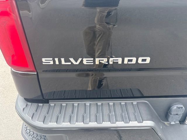 Used 2021 Chevrolet Silverado 1500 LT Trail Boss w/ Convenience Package II AWD/4WD image 13